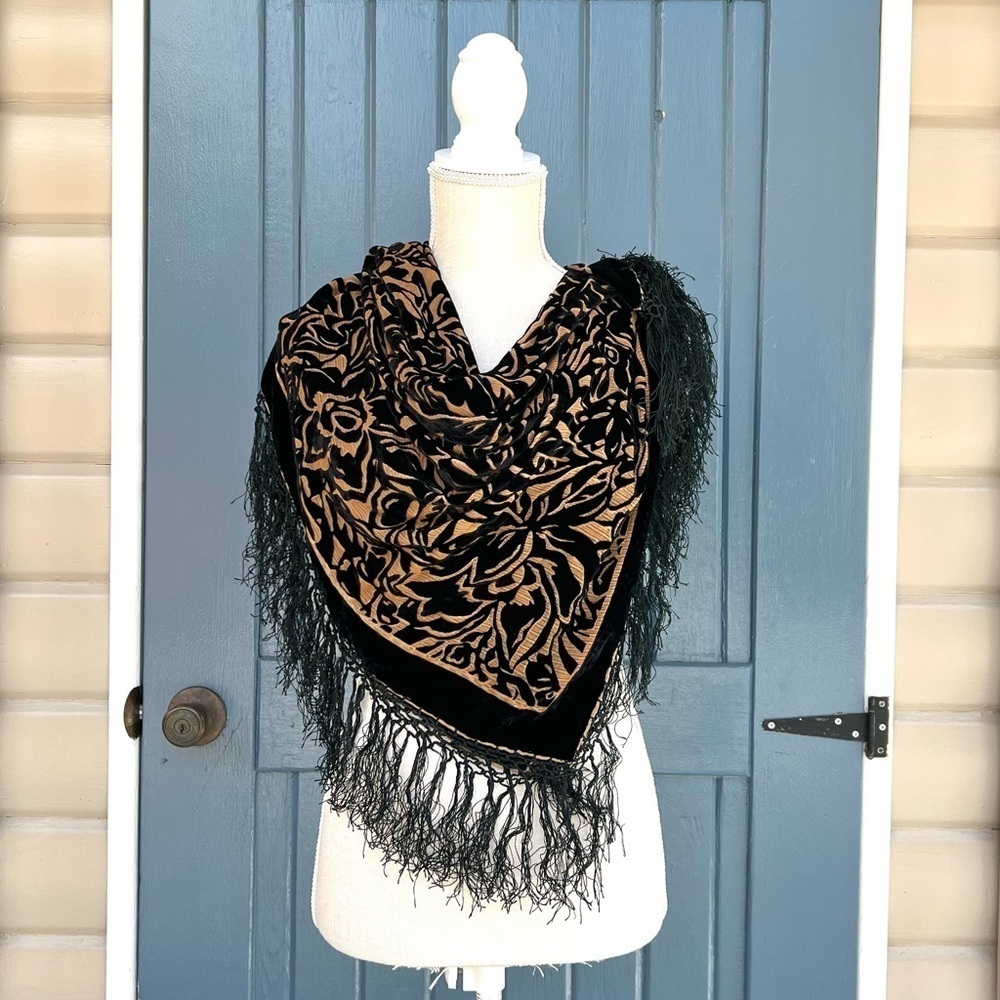 Vintage Floral Velvet Triangle Scarf  With Fringe